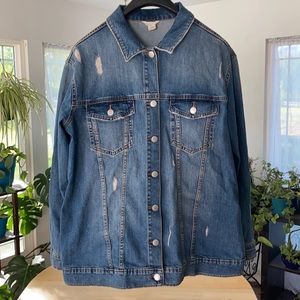 CASLON. Large Blue Denim Button Down Long Jean Jacket. 99% Cotton/Lycra stretch.